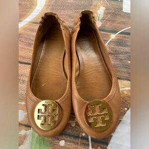 Tory Burch Tan Gold Flats